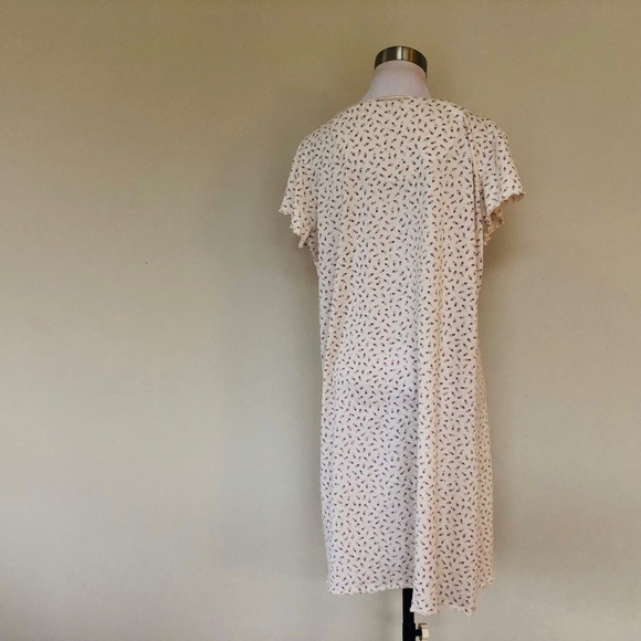 Nightgown SECRET TREASURES Size 12 14 Medium Short Sleeves Floral - Picture 6 of 9